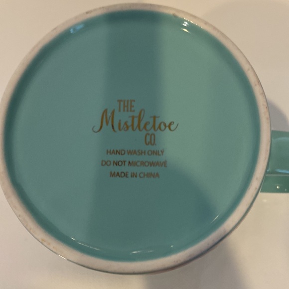 The Mistletoe Co Gnome Mug - Picture 4 of 4